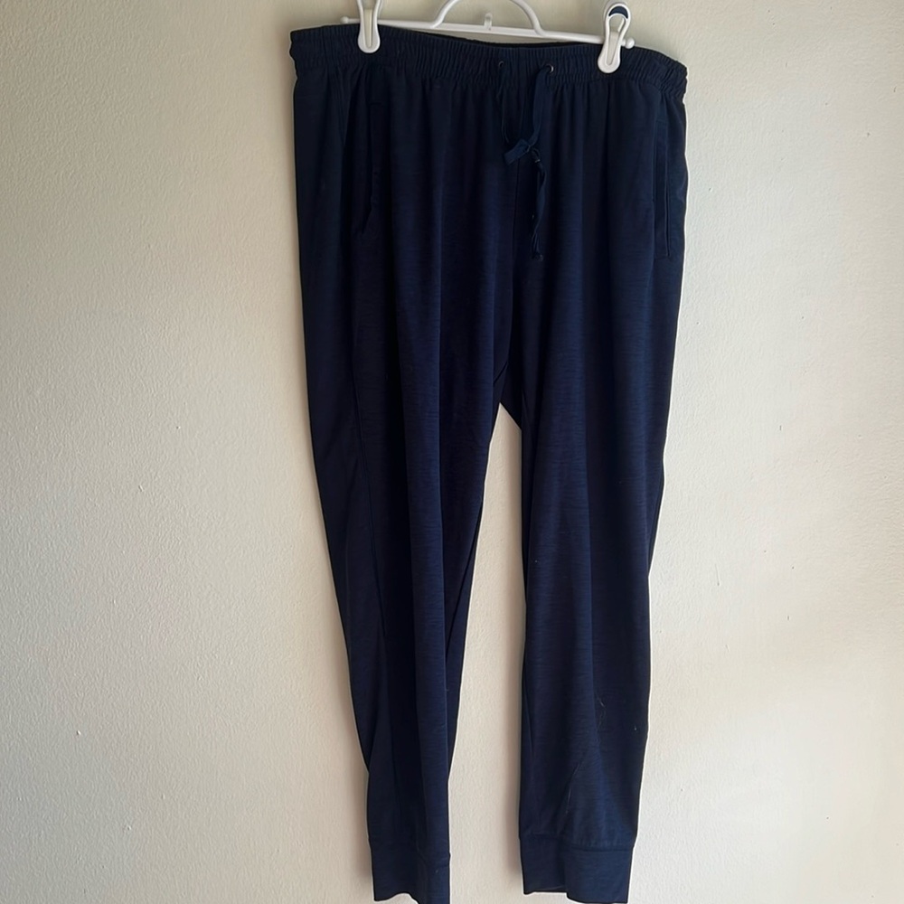 Women’s Dark Navy Dri Fit Athletic Joggers - Large - Navy